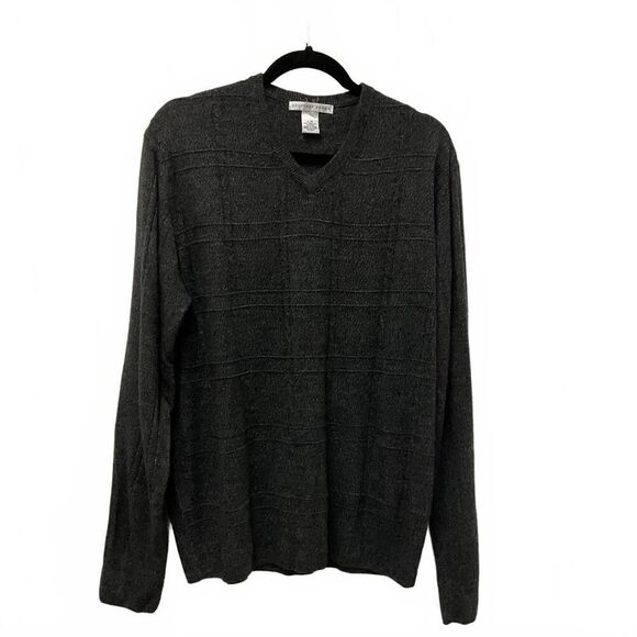 Geoffrey Beene Women's Large Gray 100% Acrylic Pullover V Neck Sweater - Picture 1 of 6